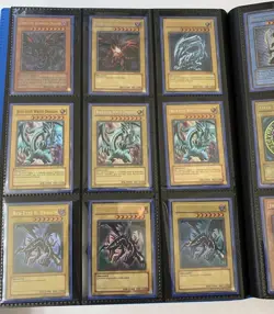 Yugioh Collection Ultimate, Secret Rare 200 Cards Holo Binder - Image 3