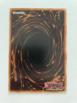 Yu-Gi-Oh! Blue-Eyes White Dragon (Version 2) ULTRA RARE LCKC-EN001 (2020) - Image 2
