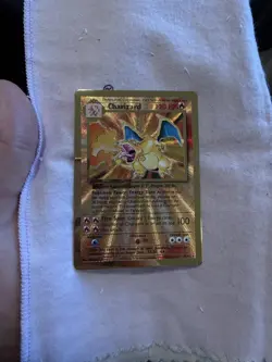 Charizard 4/102 Pokemon Celebrations Gold Metal Card Ultra Premium Collection - Image 3