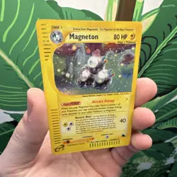 Pokemon Magneton Skyridge Holo Rare 80 HP Stage 1 H18/H32 2003 Card - Image 1