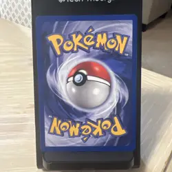 1999 Pokemon 1st Edition: Trainer Lass (Gore) German 75/102 Rare Black Star - Image 2