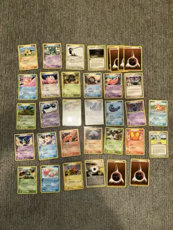 2005 Vintage Pokemon Card Lot of 34 Delta Species, Unseen Forces, Deoxys + LP-HP - Image 1