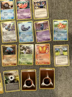 2005 Vintage Pokemon Card Lot of 34 Delta Species, Unseen Forces, Deoxys + LP-HP - Image 3