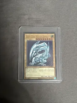 Blue-Eyes White Dragon (V2) LCKC-EN001 Legendary Collection Kaiba Unlimited - Image 3