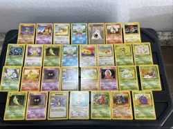 (30) Pokemon Card ALL VTG Lot Cards 1999 Base Set 2 Charmander Bulbasaur - Image 1