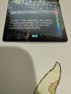 Verdant Catacombs (Borderless) (Dragonscale Foil) Special Guests Foil - Image 3