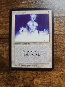 MTG MAGIC : The Gathering - BETA - HOLY STRENGTH - RARE FIND!!! - Image 1