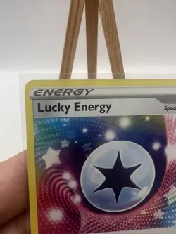 158/198 Lucky Energy CHILLING REIGN Pokemon Card Special Energy NM - Image 4