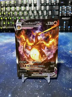 Charizard VMAX SWSH261 SWSH: Sword & Shield Promo Cards Holo - Image 1