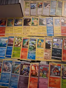 Pokemon TCG 850 Bulk Card Lot - Vintage, C/UC, Rare, Holos, etc 1999-2024 -lot8 - Image 3
