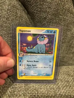 Vaporeon 25/100 Sandstorm Regular Vintage Pokemon Card - Image 1
