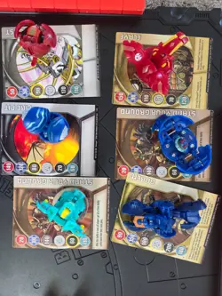 Bakugan Battle Brawlers lot of 36 Figures, 120 Cards, Battle Arena, launcher - Image 5