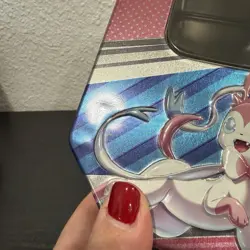 Pokemon TCG Sylveon Eeveelutions V Heroes Tin Pink & Blue - EMPTY - Image 5