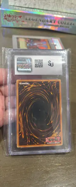 YuGiOh Judgment Of The Pharaoh 2006 Promo Magazine #JUMP-EN008 CGC 10 - Image 2