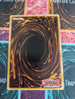 Yu-Gi-Oh! Grapha, Dragon Lord of Dark World GLD5-EN028 1st Edition Gold Rare NM - Image 3
