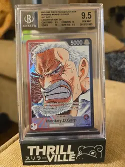 Monkey.D.Garp (002) (Alternate Art) OP02-002 Paramount War Foil - Image 1