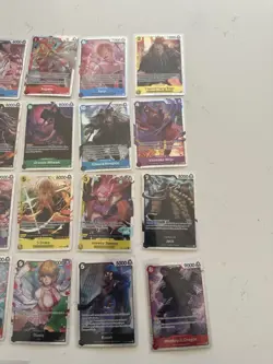 One piece Secret Rare Lot X 30 Boa Hancock, Stussy, Uta, Sanji - Image 4