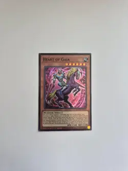 Yugioh Maze of Muertos - Heart of Gaia - MZMU-EN033 - Super Rare - Image 1