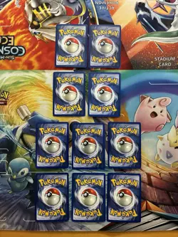 Vintage Pokemon Card Lot WOTC Holo Fire Suicune Blastoise Zapdos Vaporeon - Image 3