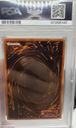 Konami Yu-Gi-Oh! TCG Blue-Eyes White Dragon Ultra Rare SDK-001 PSA 10 Gem Mint - Image 2