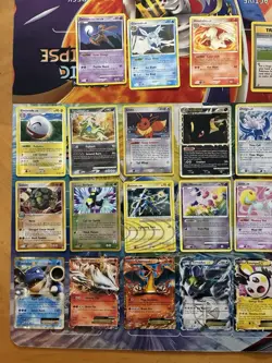 Vintage & Modern Pokemon Card Lot Holo Reverse Holo Etc Charizard Umbreon Eevee - Image 3