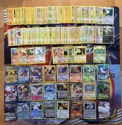 Vintage & Modern Pokemon Card Lot Holo Etc MP-Damaged Tyranitar Gengar 560+ - Image 1