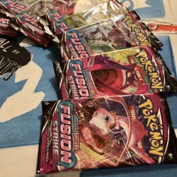 Pokemon TCG Fusion Strike Booster Pack - 10 Cards 820650809163 - Image 4