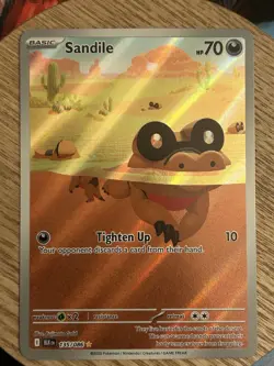 Pokemon TCG Sandile 135/086 Black Bolt Illustration Rare NM Card - Image 1