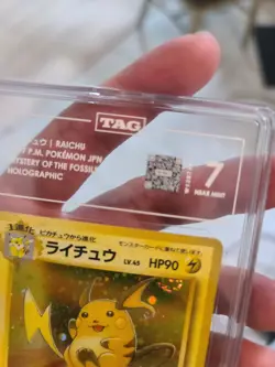 Pokemon TCG Raichu #026 Fossil Holo Vintage 1997 Japanese SWIRL TAG 7 NM JP WOTC - Image 2