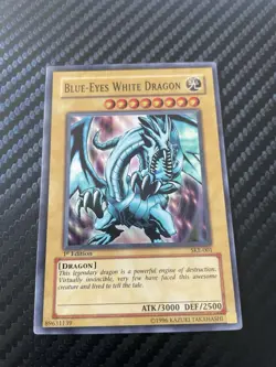 Blue-Eyes White Dragon SKE-001 Holo Rare 1st Edition LP-MP Yugioh - Image 2
