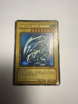 Yugioh! BLUE-EYES WHITE DRAGON SDK-001 1996 TCG - Image 1