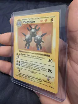 Pokemon TCG Magneton Shadowless Base Set Holo Rare 9/102 LP/NM - Image 2