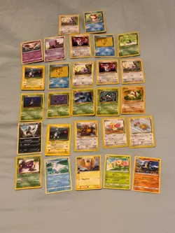 27 Vintage Pokemon Card Lot WOTC Base Jungle Fossil Team Rocket Mixed Cards - Image 2
