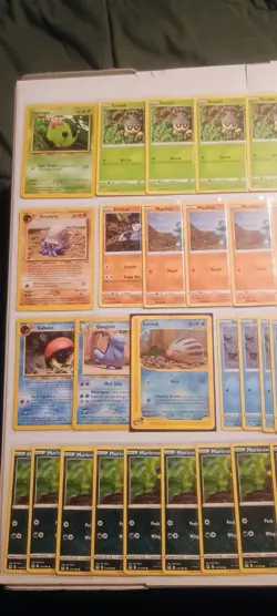 Pokemon Collection Lot Yuka Morii, Vintage, Kabuto, Machop - Image 2