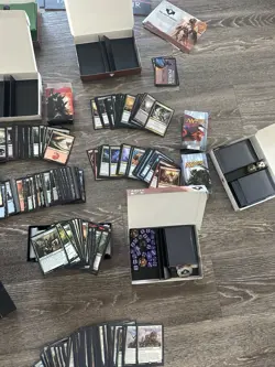 Magic: The Gathering Card Collection Lot - Image 3