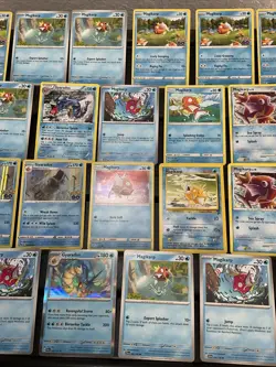 (30) Gyarados CARDS LOT VTG HOLO STAMP VTG Reverse Magikarp Go - Image 3