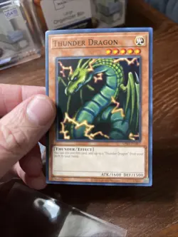 Yu-Gi-Oh Thunder Dragon MRD-EN097 Metal Raiders Unlimited Edition - Image 3