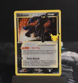 Umbreon Gold Star 17/17 Ultra Rare Celebrations Pokemon Card NM - Image 2