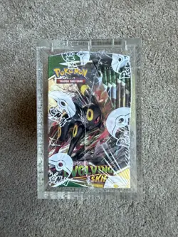 Evolving Skies Booster Box Sealed + Acrylic Included 820650818776 - Image 3