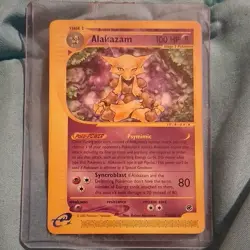 Pokemon Alakazam 033/165 Expedition Base Set Rare 100 HP Stage 2 80 ATK Card - Image 1