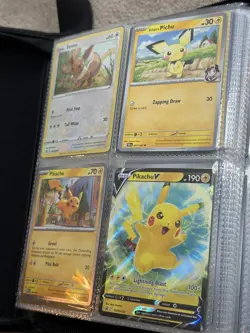 Pokemon TCG Scarlet & Violet Bulk x400 And Eevee Binder - Image 3