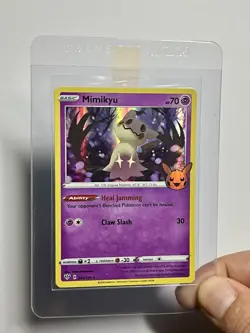 Mimikyu 081/189 (LP) Holo Rare Halloween Trick or Trade 2020 Pokemon - Image 3