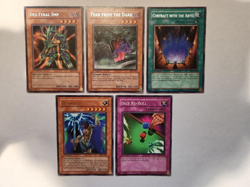 Yugioh Rare Dark Crisis NM 1st Edition LOT DCR-014 DCR-025 DCR-086 DCR-010 (5) - Image 1