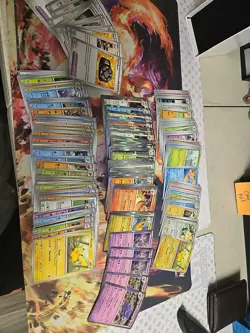 TCG Pokemon 151 Bulk Lot. 92 Holos, 63 Reverse Holos, 64 C/U. Nm - Image 1