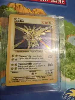 Pokemon TCG Zapdos 16/102 Base Set Holo Rare 90 HP English 1999 Ken Sugimori - Image 2