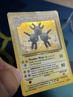 Magneton 9/102 Holo Rare Unlimited WOTC Base Set Pokemon Card LP MP - Image 4