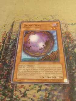 Giant Germ DB1-EN050 Dark Beginning 1 Unlimited - Image 1