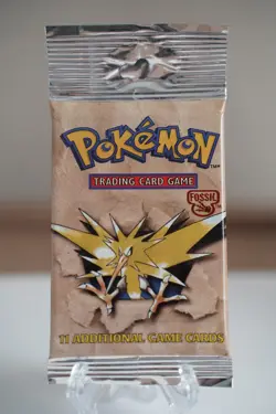 21.48g Pokemon WOTC Fossil Unlimited Booster Pack Vintage Sealed TCG Zapdos - Image 2
