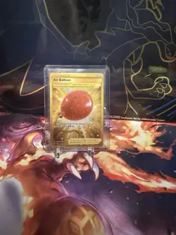 Pokemon Sword & Shield Gold Trainer Air Balloon 213/202 NM/Mint TCG 🏆🏆 - Image 1