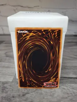 Yu-Gi-Oh Harpies Feather Duster SDD-003 Prismatic Secret Rare LP - Image 2